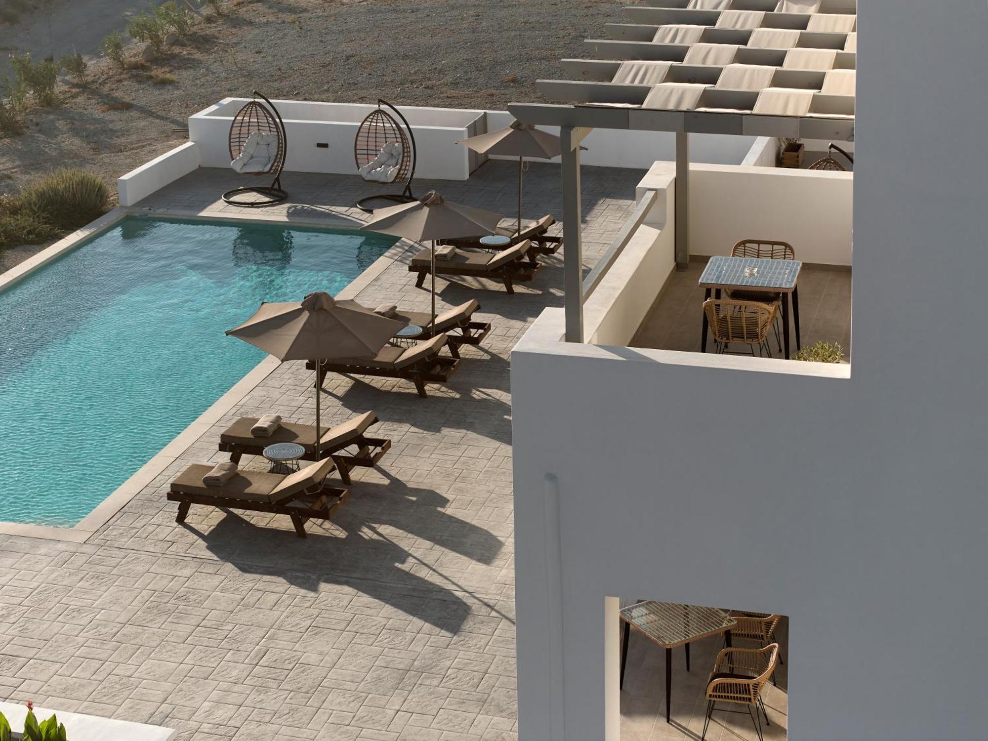 Kedros Milos Suites Adamantas  Exterior photo