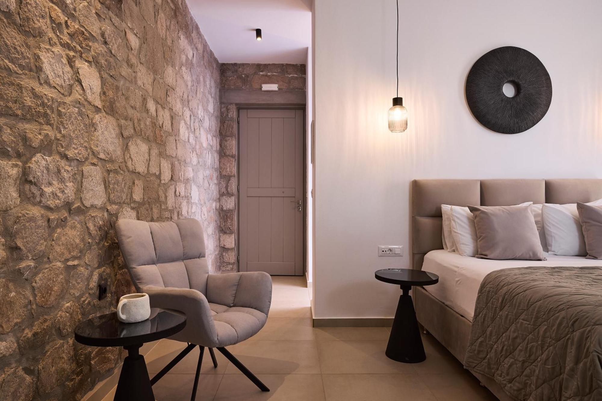 Kedros Milos Suites Adamantas  Exterior photo