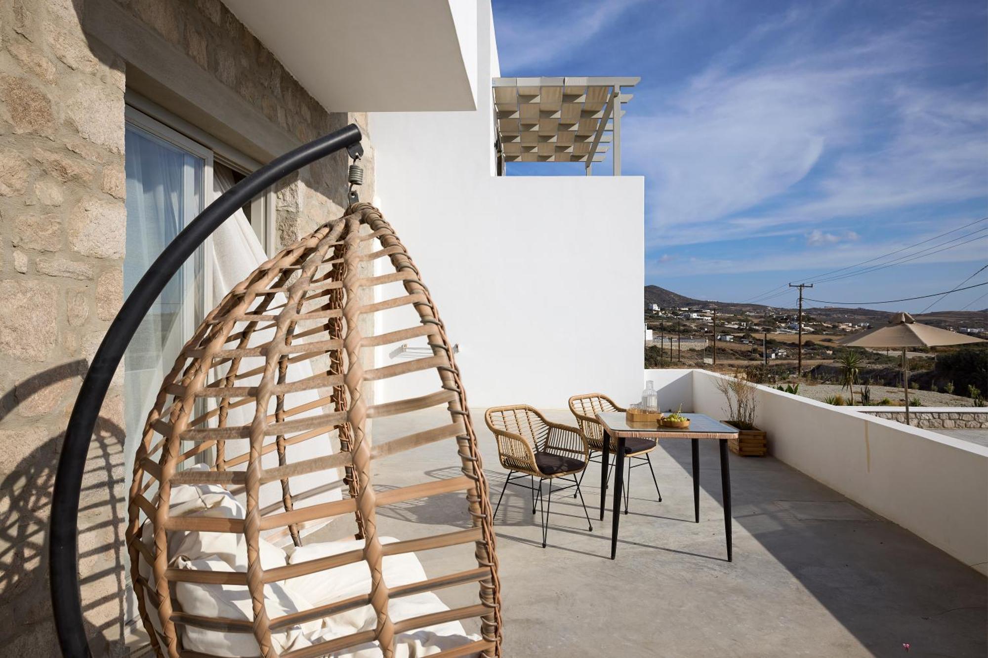 Kedros Milos Suites Adamantas  Room photo